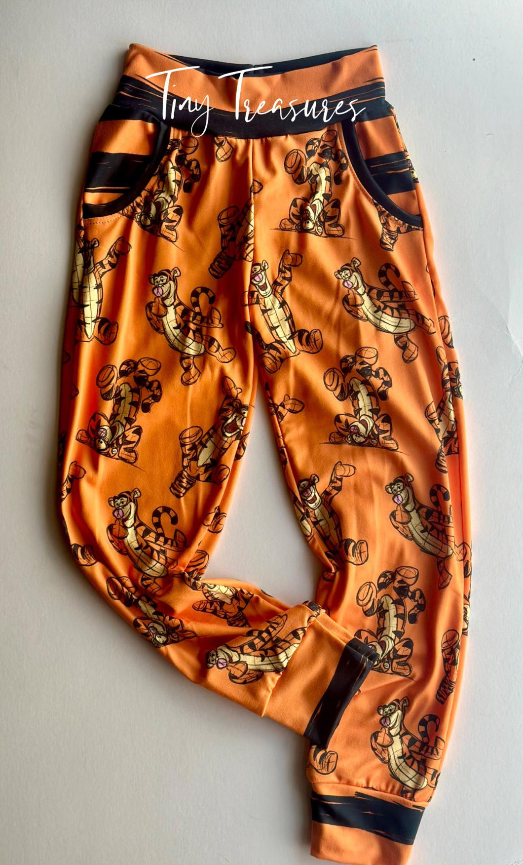 6y Tigger joggers